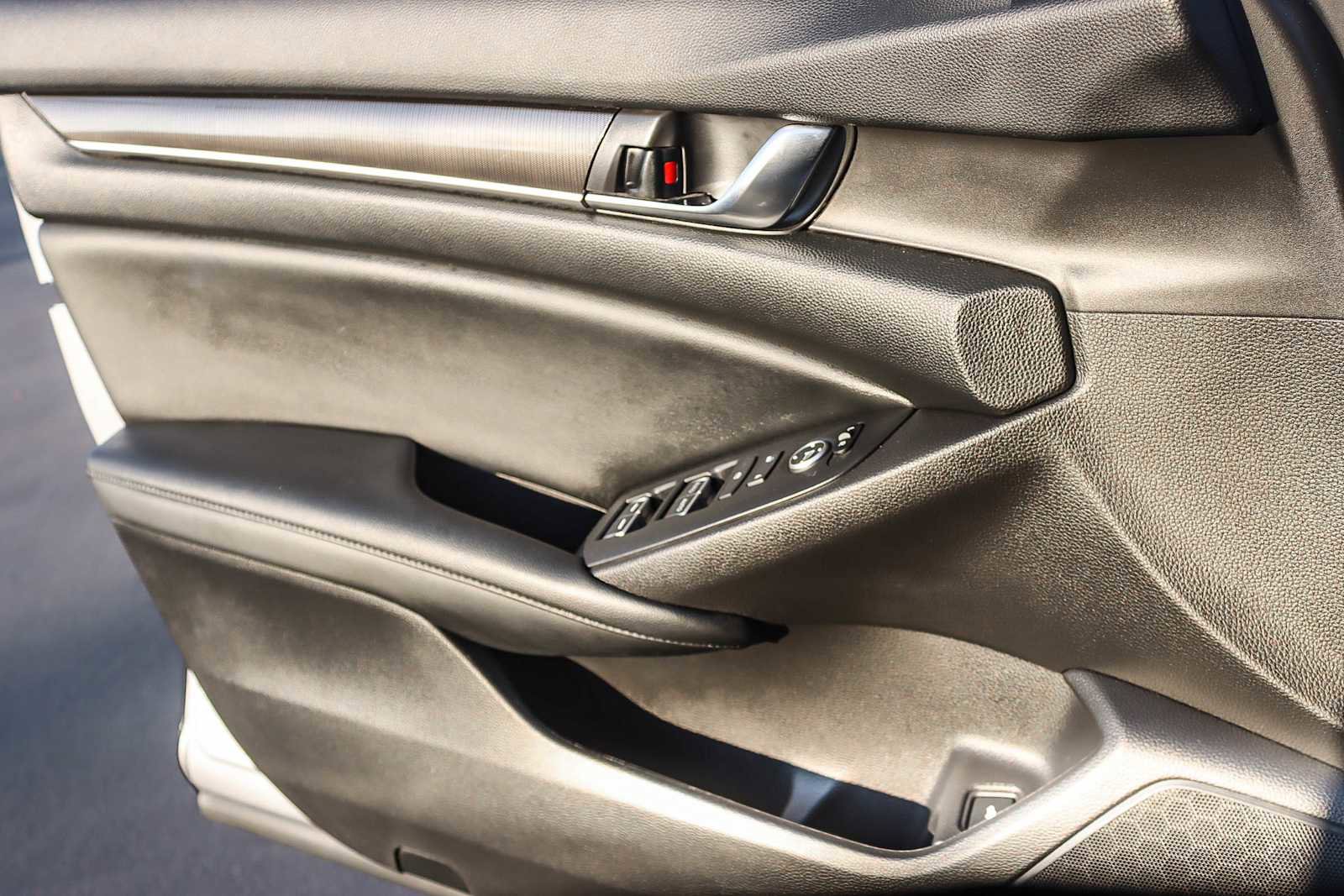 Used 2021 Honda Accord Sport Special Edition image 16