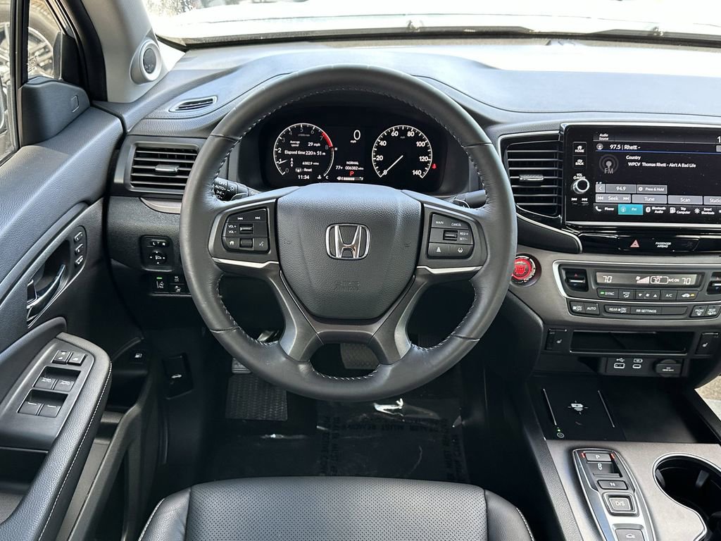 Used 2025 Honda Ridgeline RTL image 14