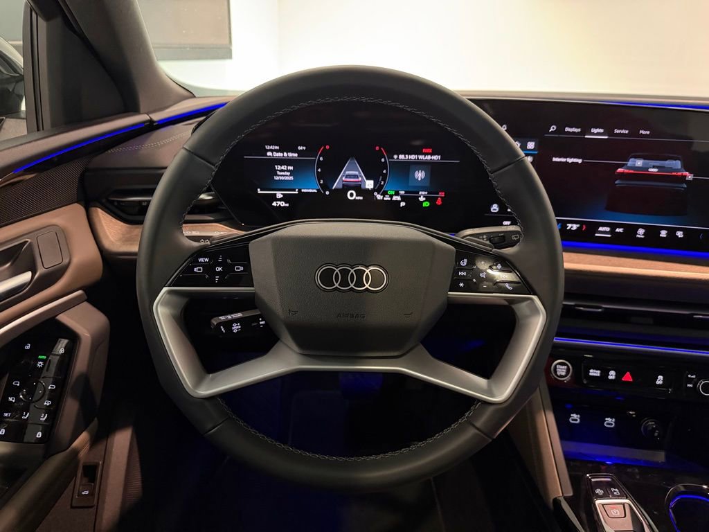 Used 2025 Audi Q5 Premium w/ Convenience Package AWD/4WD image 12