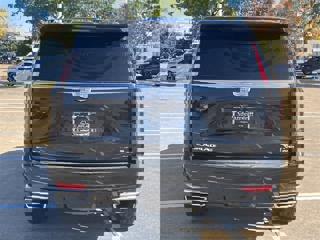 Used 2022 Cadillac Escalade Premium Luxury Platinum image 5