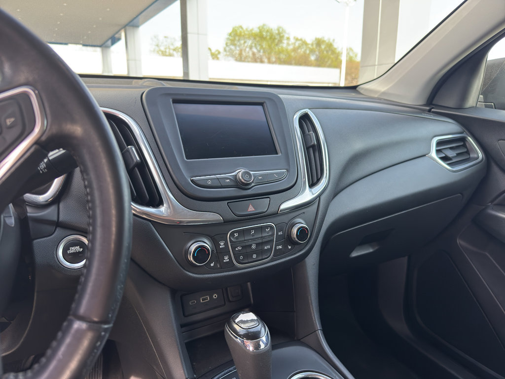 Used 2020 Chevrolet Equinox LT image 14