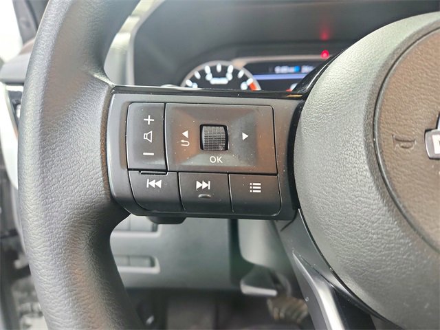 Used 2022 Nissan Rogue SV image 24
