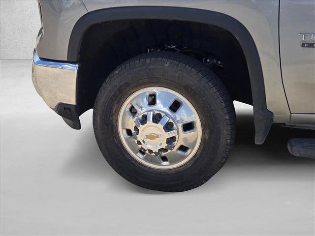 Used 2026 Chevrolet Silverado 3500 LTZ w/ LTZ Texas Edition AWD/4WD image 10