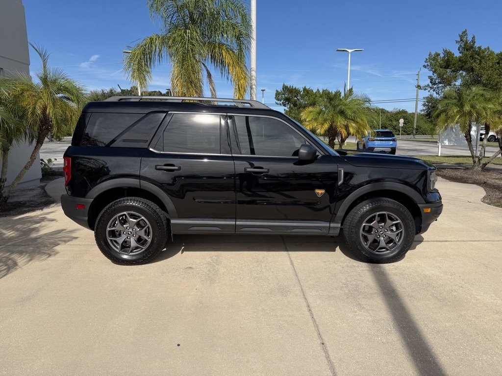 Used 2023 Ford Bronco Sport Badlands image 3