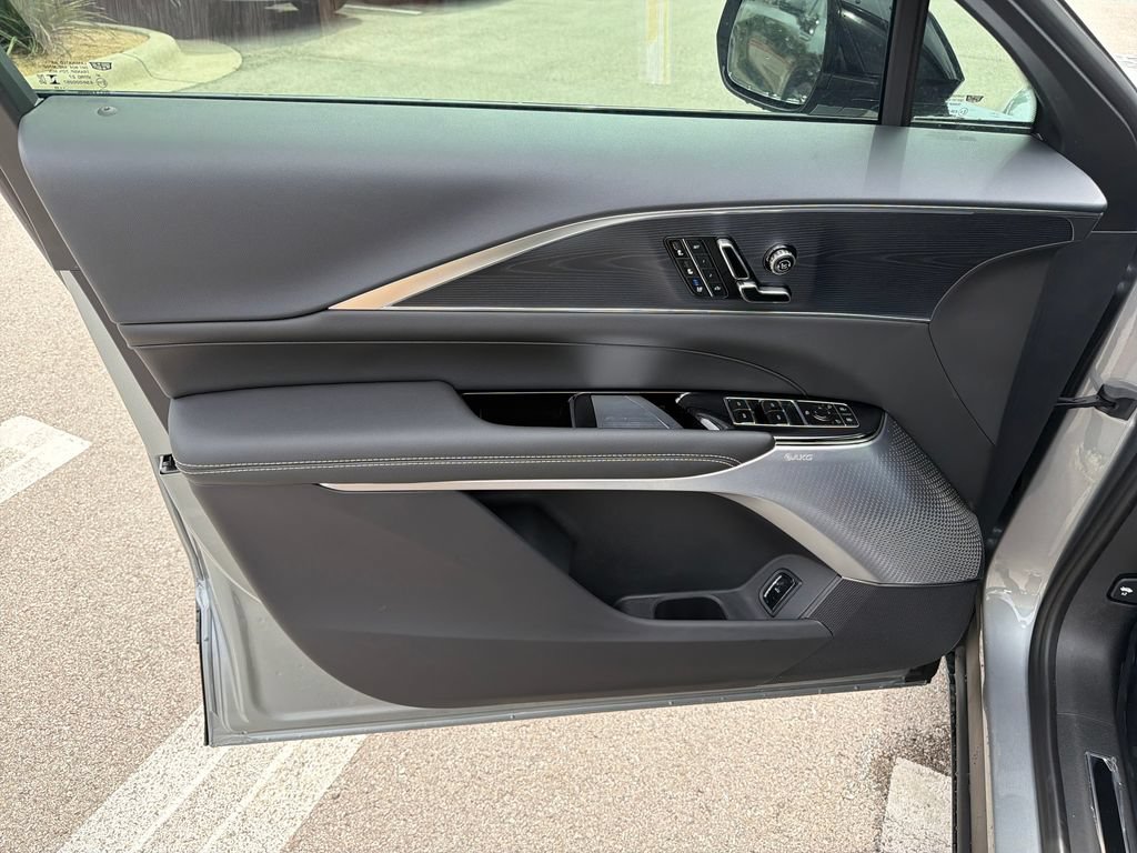 New 2026 Cadillac Lyriq Signature Sport w/ LPO, Floor Liner Package RWD image 17