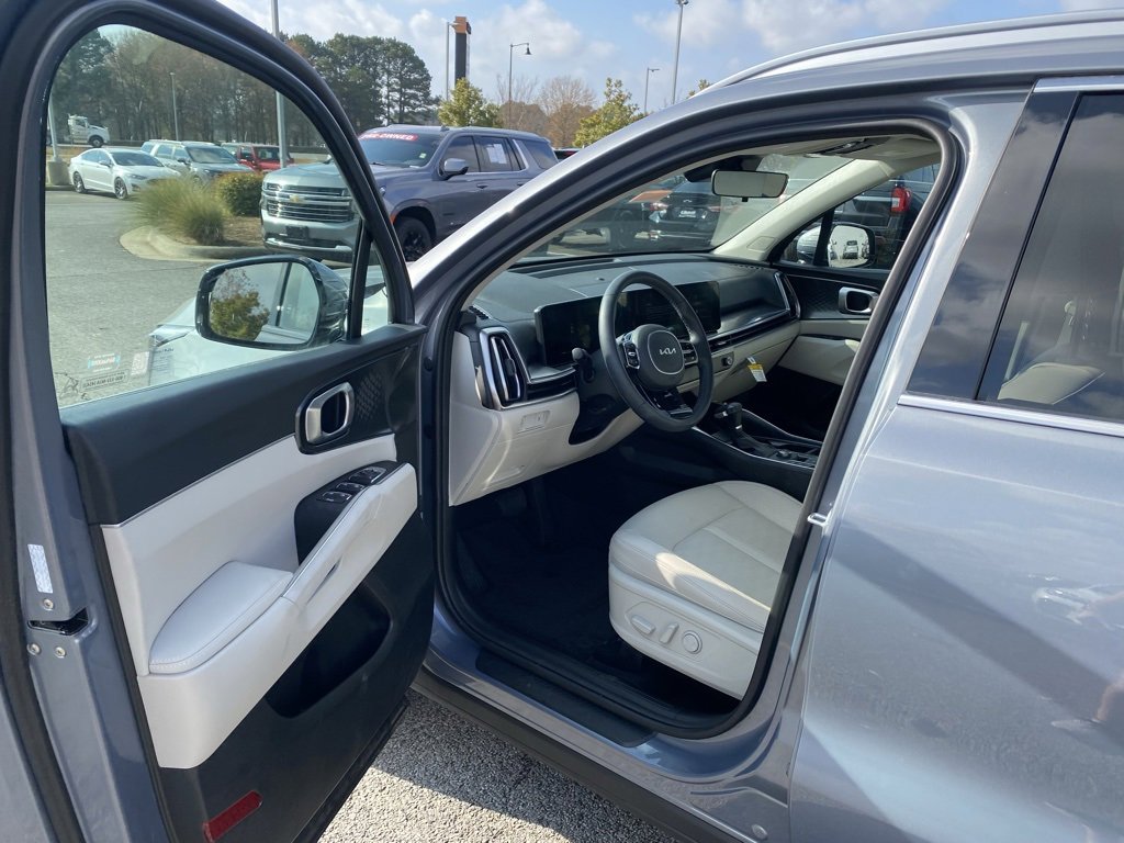 New 2025 Kia Sorento S w/ Panoramic Sunroof Package image 10
