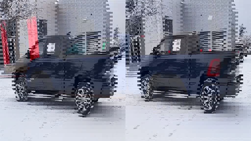 Used 2024 RAM 1500 Laramie image 6