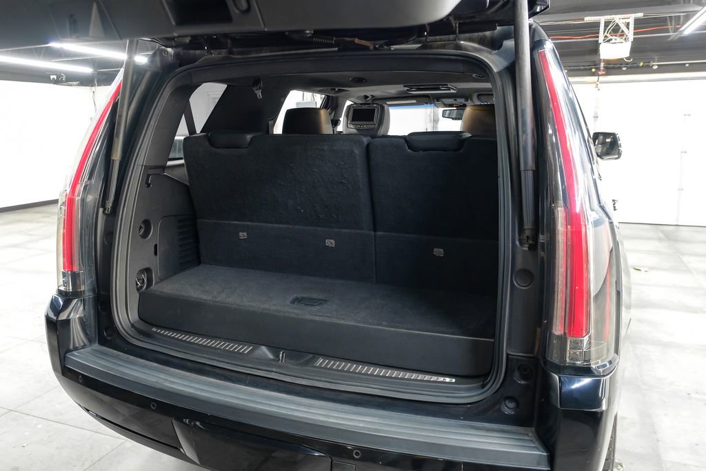 Used 2016 Cadillac Escalade Platinum RWD image 65