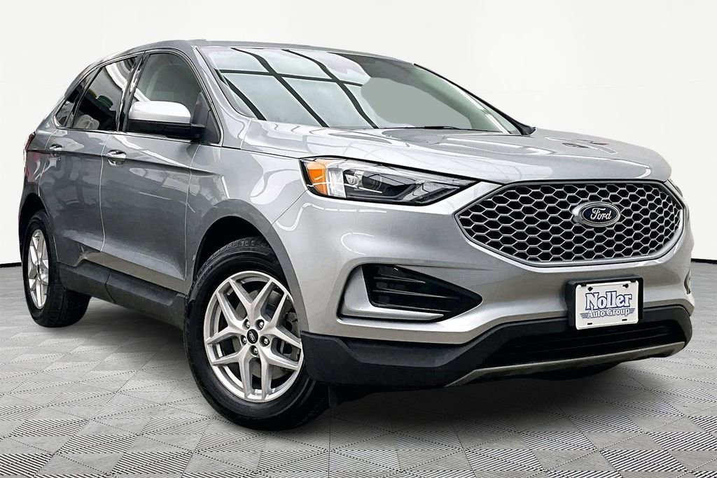Certified 2023 Ford Edge SEL image 12