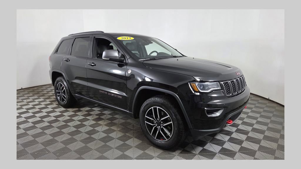 Used 2019 Jeep Grand Cherokee Trailhawk w/ Trailhawk Luxury Group AWD/4WD image 1