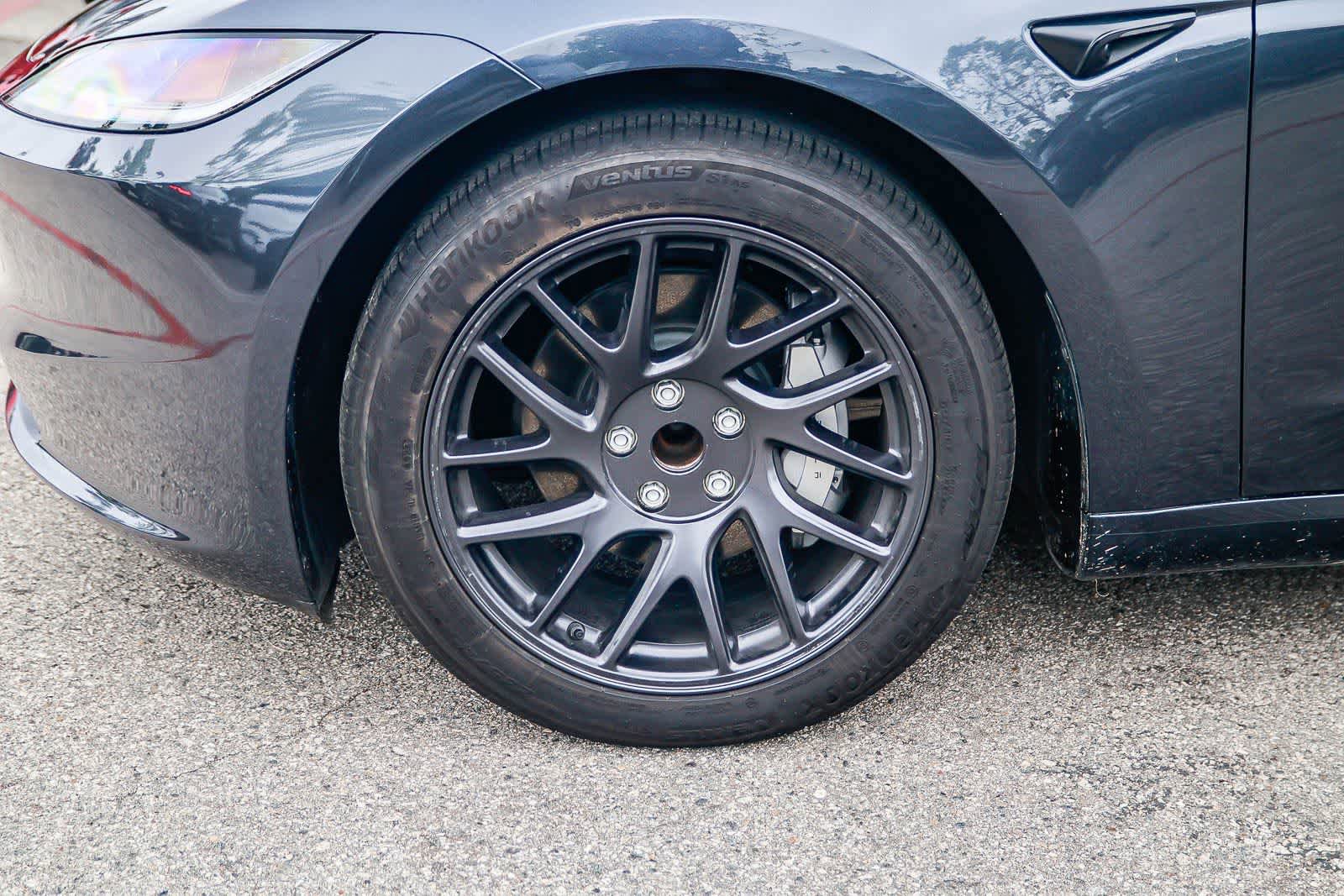 Used 2024 Tesla Model 3 Standard Range RWD image 9