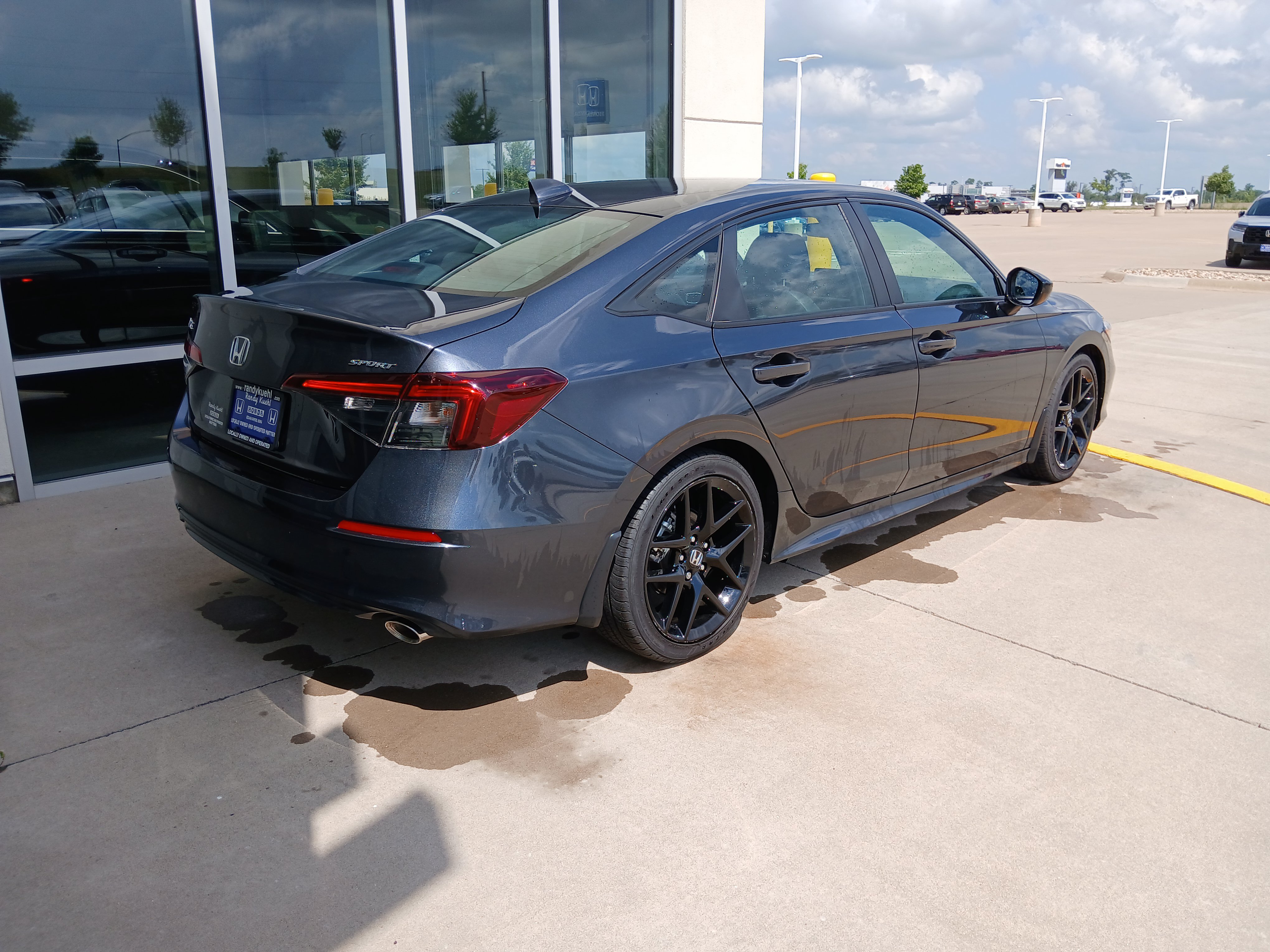 Used 2025 Honda Civic Sport image 7