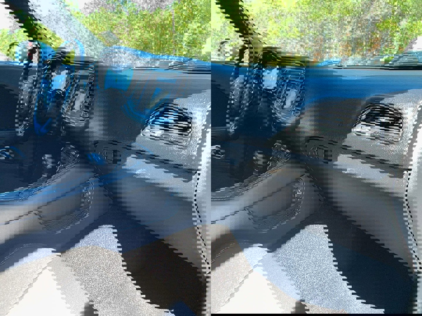 Used 2022 Dodge Challenger GT image 21