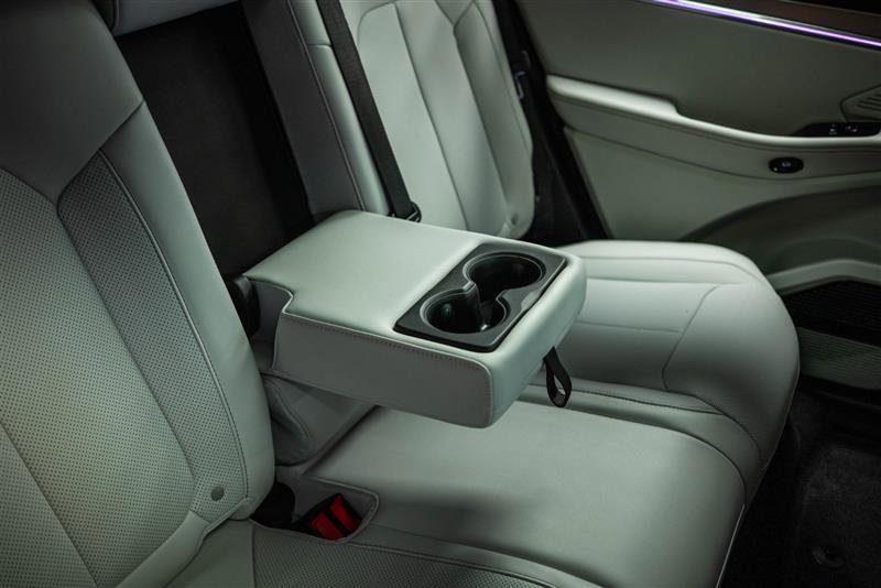 Used 2025 Jeep Wagoneer S Limited image 12