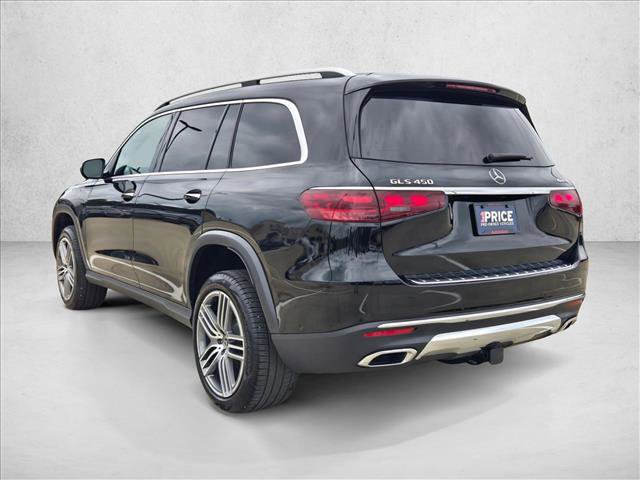 Used 2025 Mercedes-Benz GLS 450 4MATIC image 8
