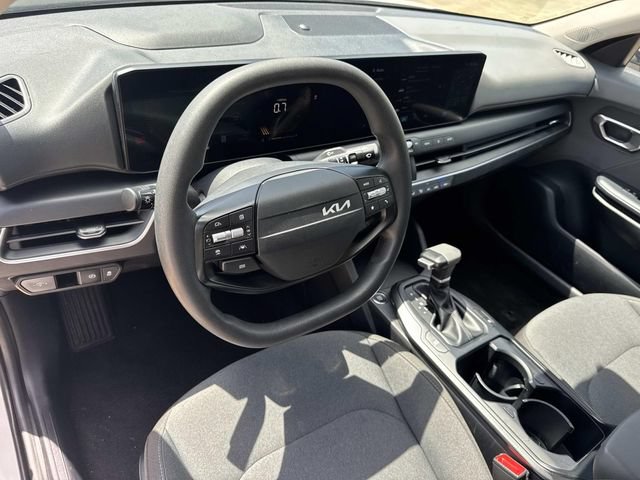 Used 2025 Kia K4 FWD image 23