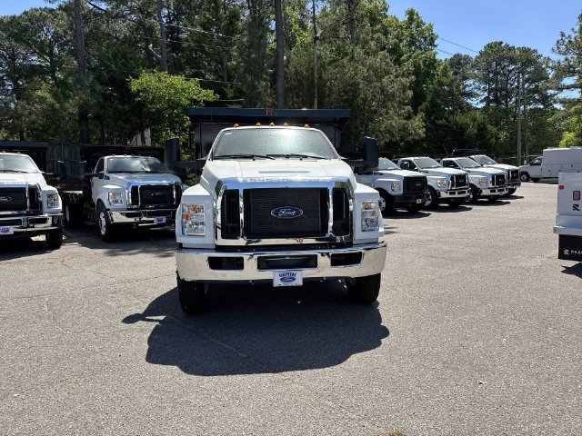 New 2027 Ford F750 2WD Regular Cab Super Duty image 3