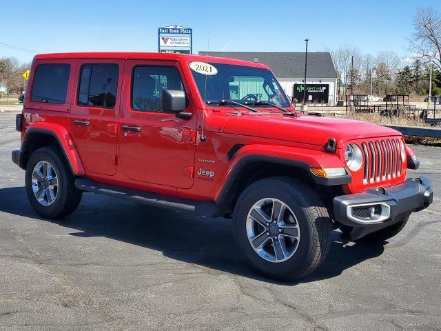 Used 2021 Jeep Wrangler Unlimited Sahara w/ LED Lighting Group AWD/4WD image 2