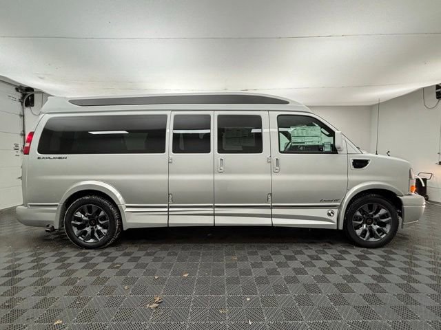 New 2025 GMC Savana 2500 Extended w/ Driver Convenience Package image 14