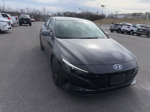 Used 2022 Hyundai Elantra SEL w/ Convenience Package image 6