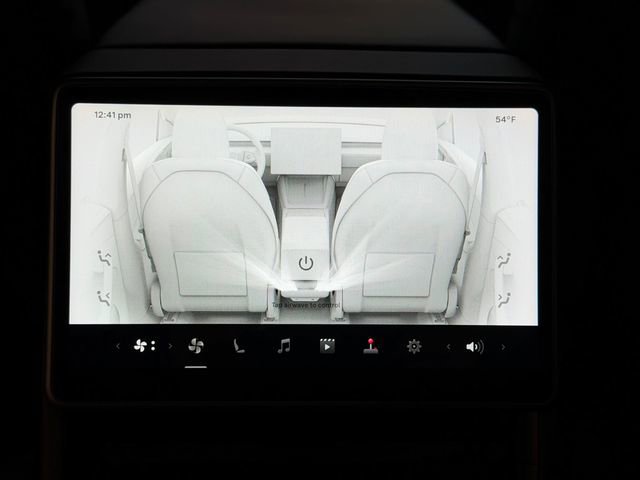 Used 2026 Tesla Model Y Long Range image 24