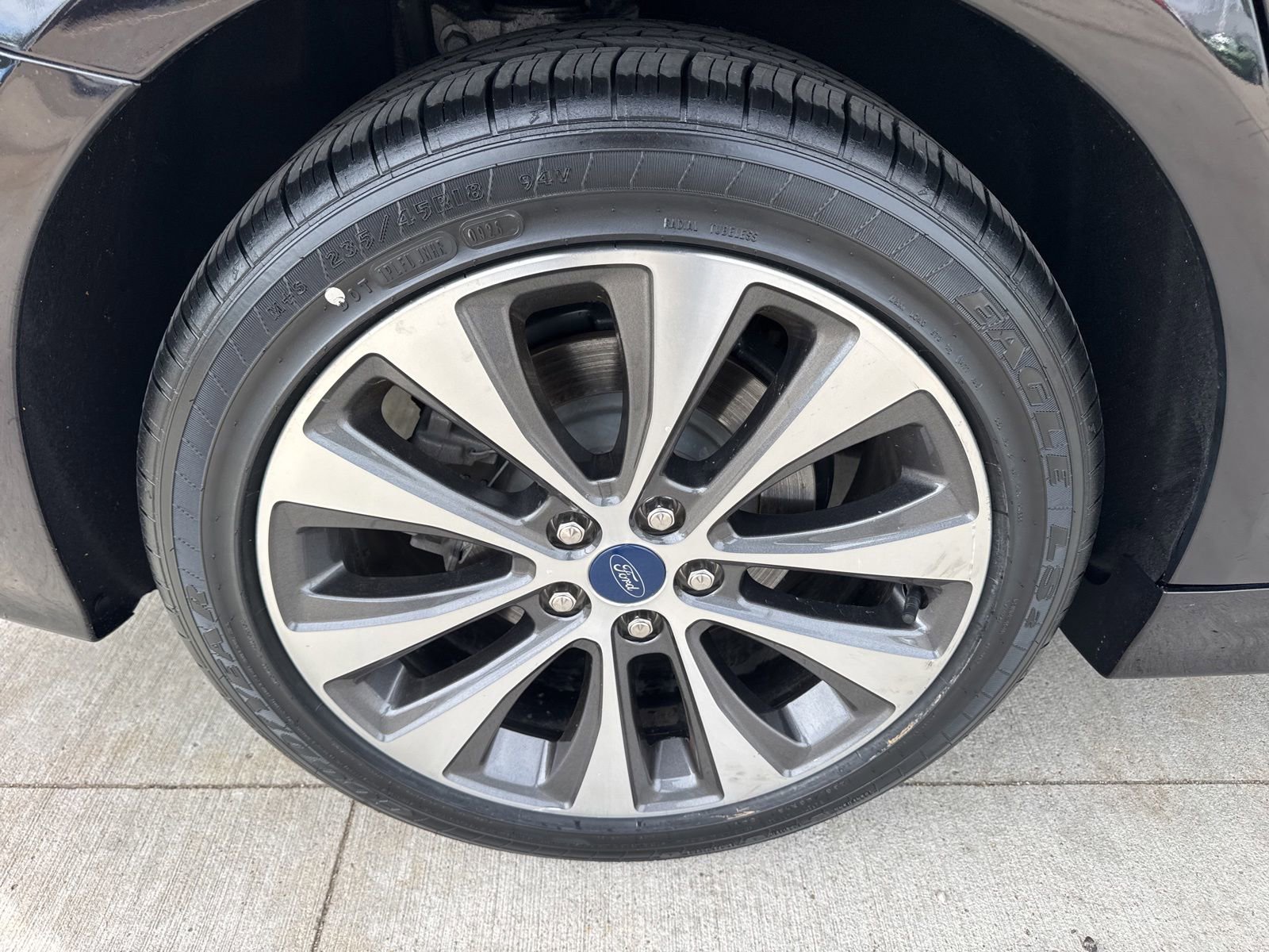 Used 2020 Ford Fusion SE AWD/4WD image 19