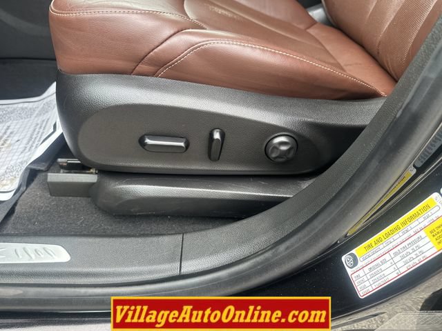 Used 2017 Buick Envision Essence AWD/4WD image 16