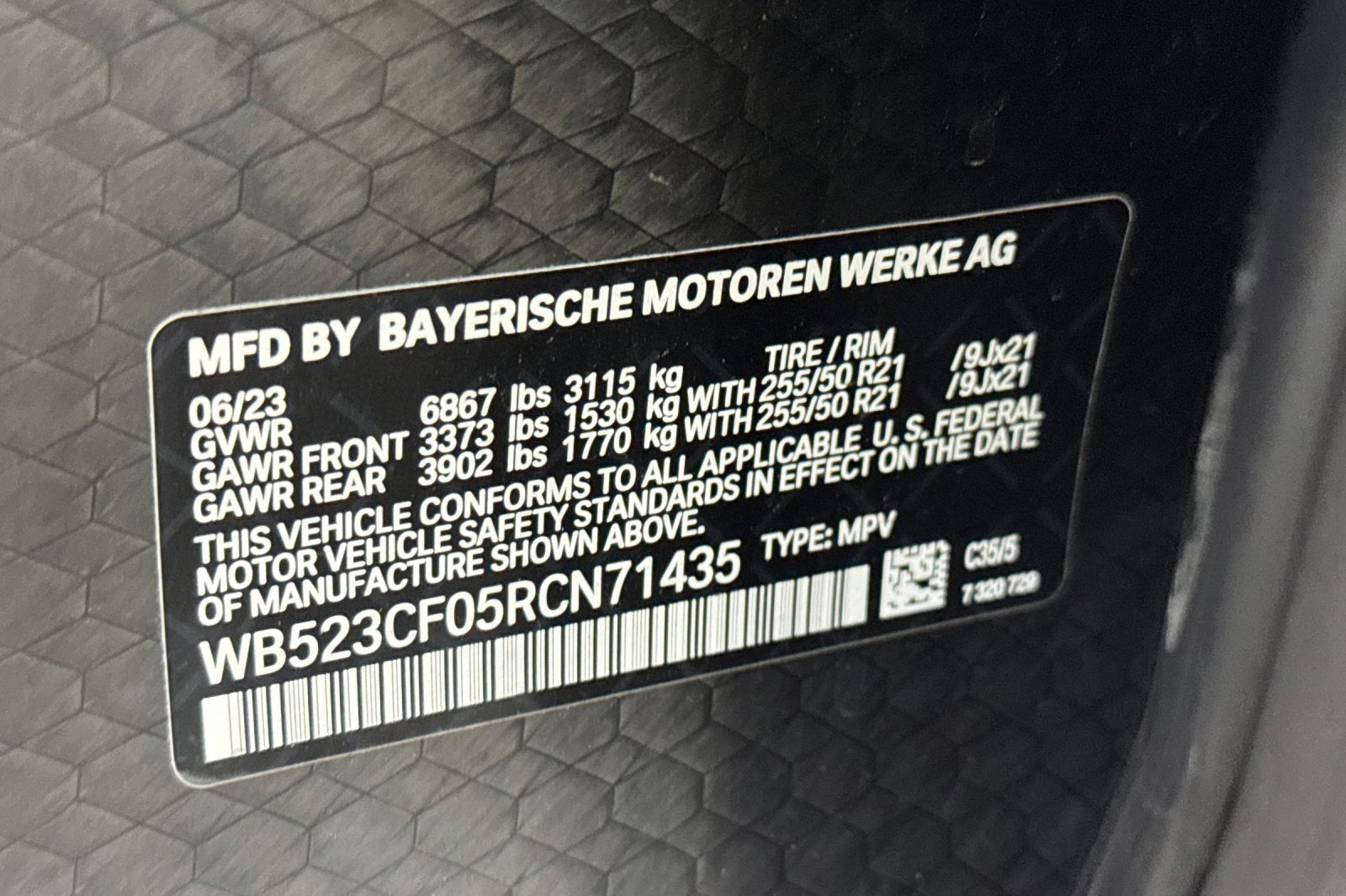 Used 2024 BMW iX xDrive50 w/ Sport Package image 19