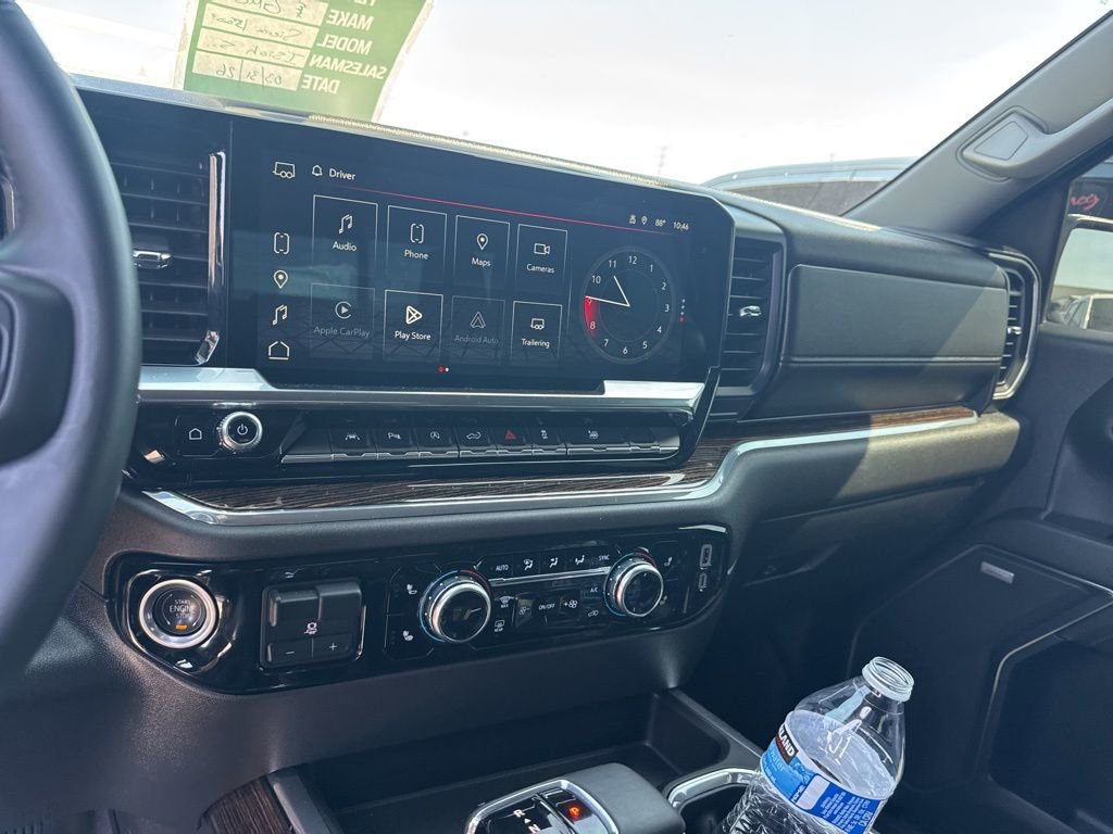 Used 2024 GMC Sierra 1500 Elevation w/ Elevation Premium Package image 9