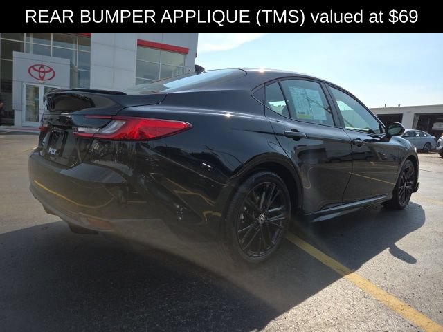 Used 2026 Toyota Camry SE FWD image 7