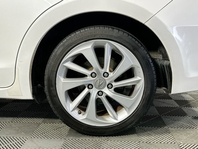 Used 2018 Acura ILX Base image 32