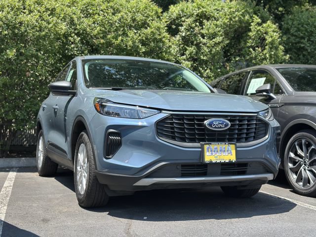 Certified 2023 Ford Escape Active AWD/4WD image 47