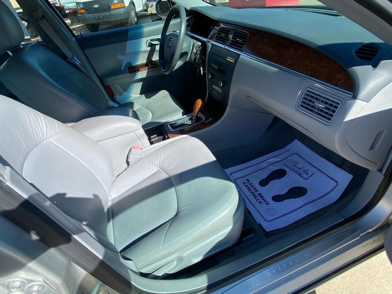 Used 2005 Buick LaCrosse CXL w/ Chrome Appearance Package image 13