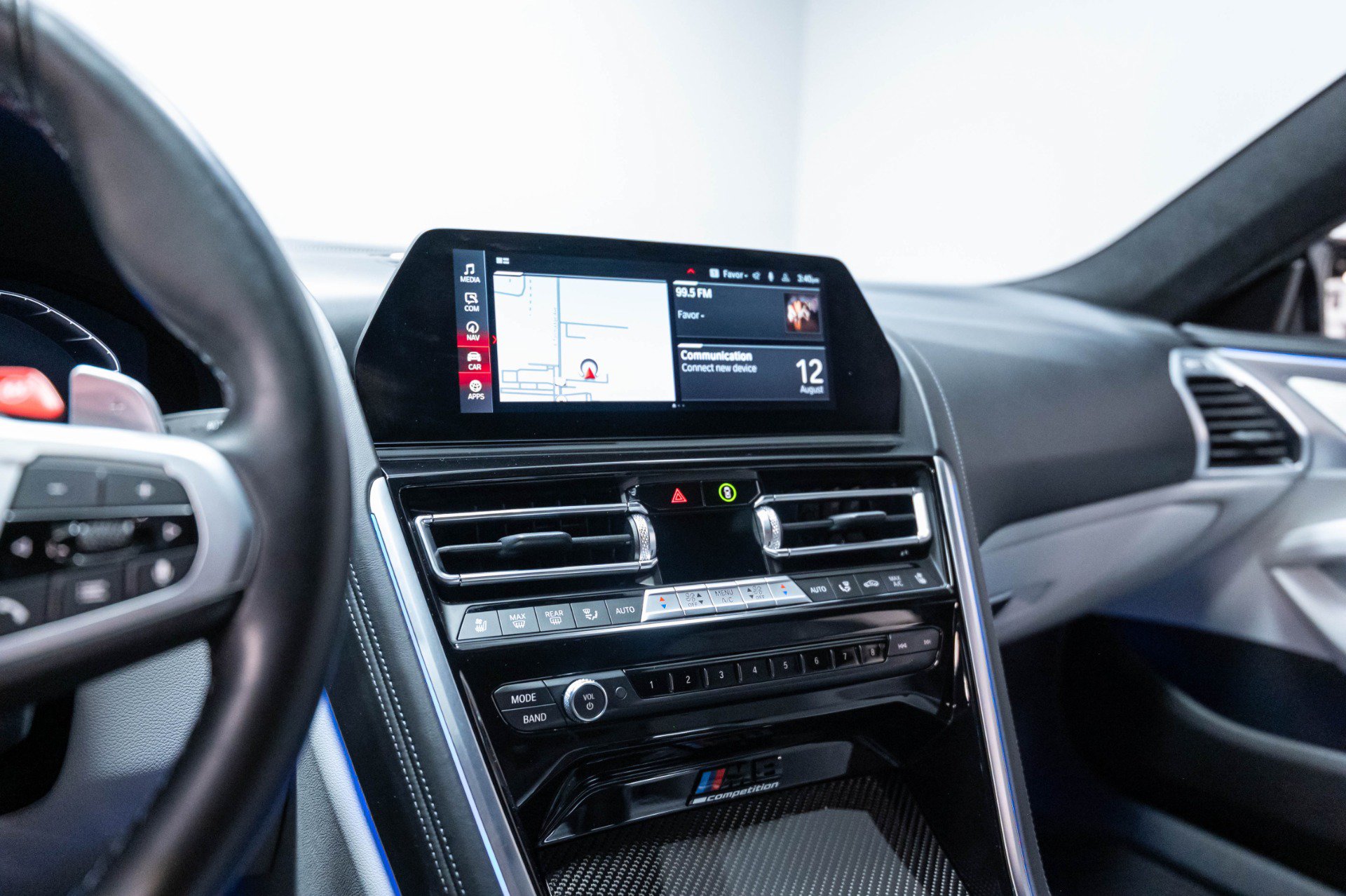Used 2022 BMW M8 Gran Coupe xDrive Competition w/ M Carbon Exterior Package AWD/4WD image 18