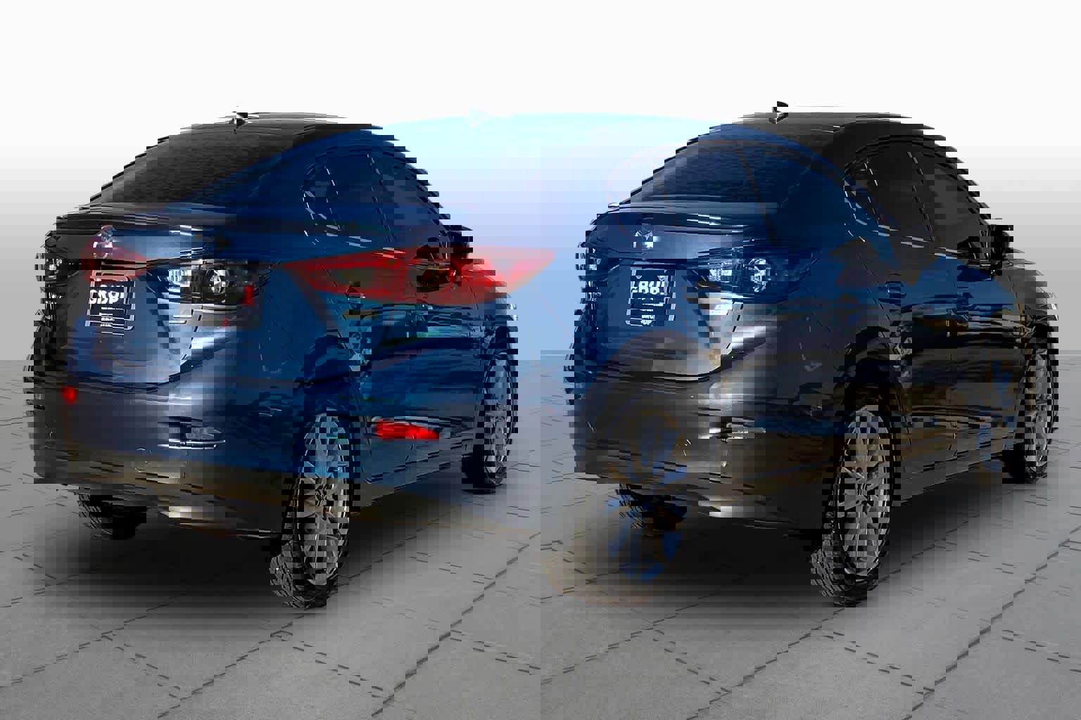 Used 2017 MAZDA MAZDA3 Touring w/ Popular Equipment Package image 13