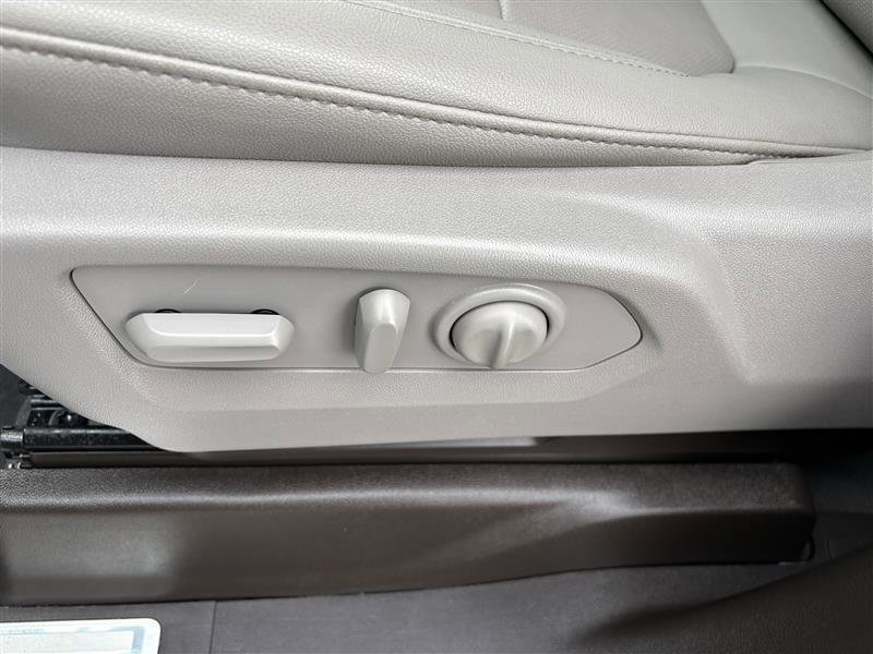 Used 2022 Chevrolet Silverado 1500 LTZ w/ LTZ Premium Package image 12