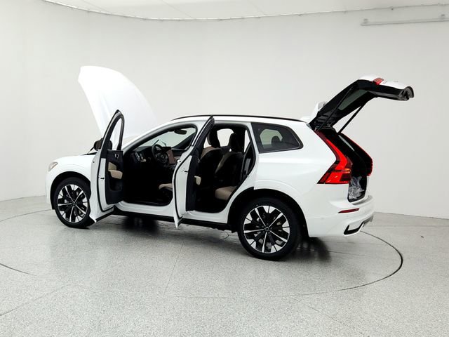 New 2026 Volvo XC60 B5 Plus w/ Protection Package Premier image 12