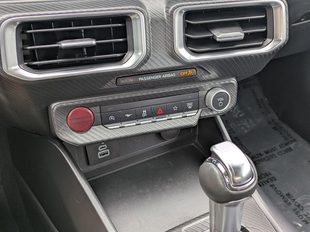 Used 2025 Ford Mustang Premium RWD image 28