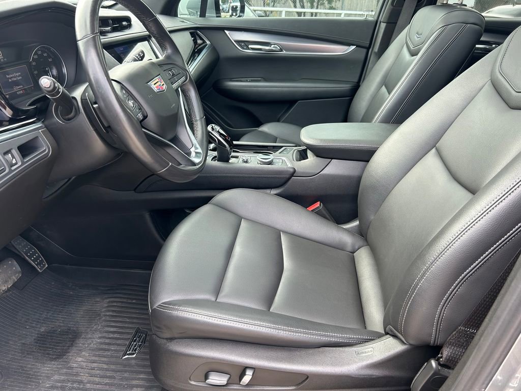 Used 2023 Cadillac XT6 Luxury FWD image 11