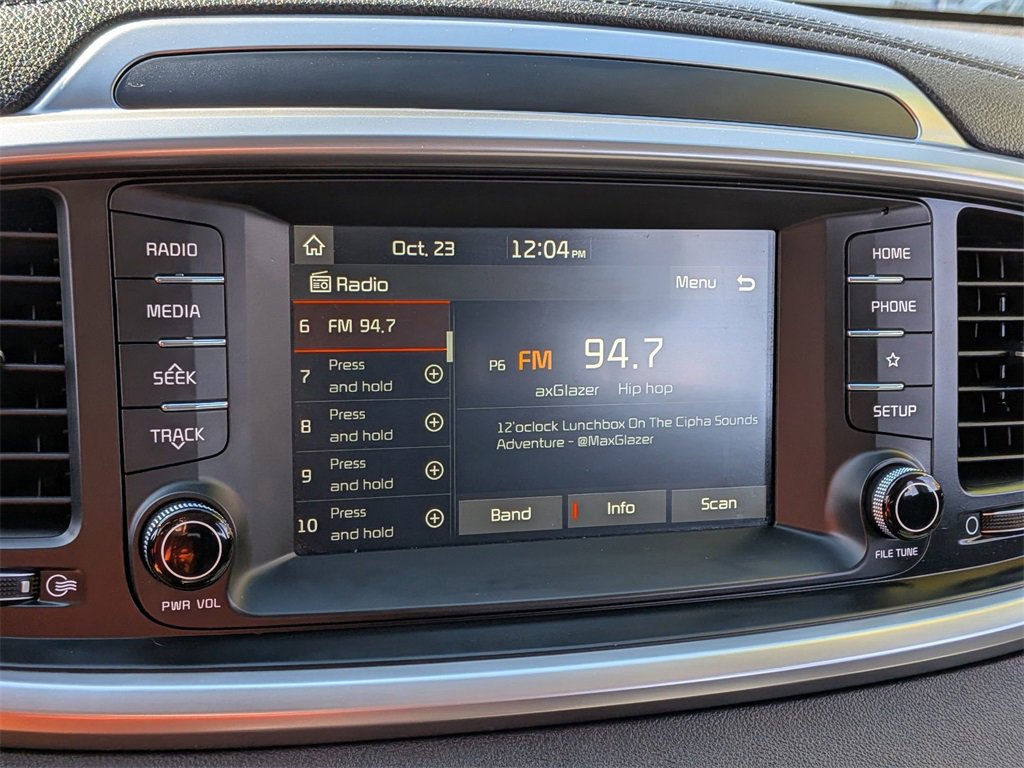 Used 2020 Kia Sorento S image 18