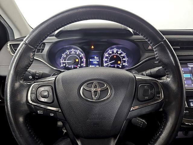 Used 2016 Toyota Avalon XLE image 18
