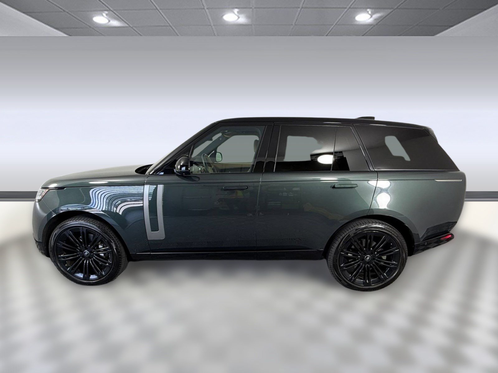 Used 2023 Land Rover Range Rover SE AWD/4WD image 2