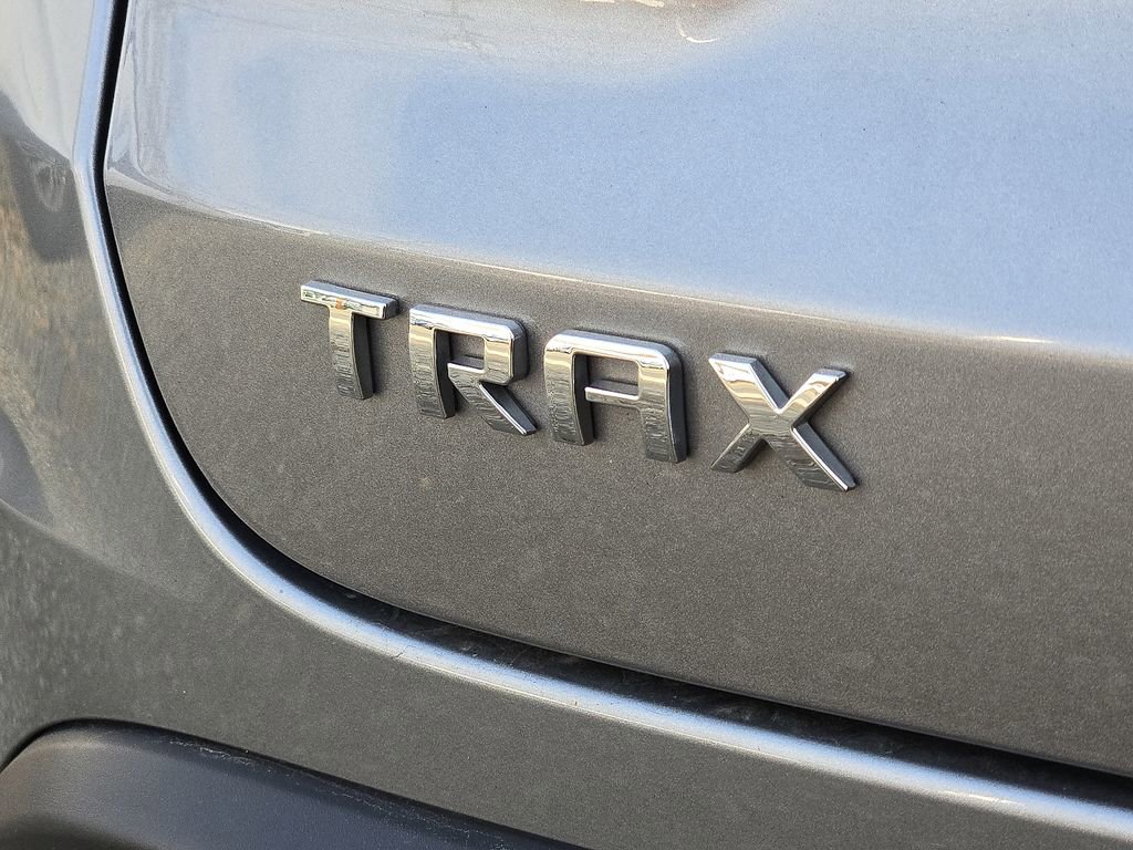 Used 2024 Chevrolet Trax LS w/ LS Convenience Package image 34