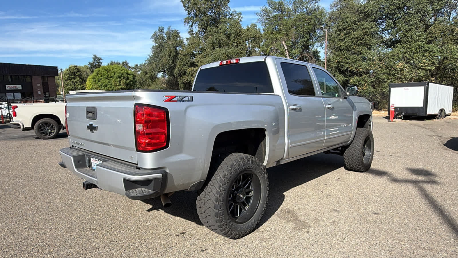 Used 2018 Chevrolet Silverado 1500 LT w/ All Star Edition AWD/4WD image 5