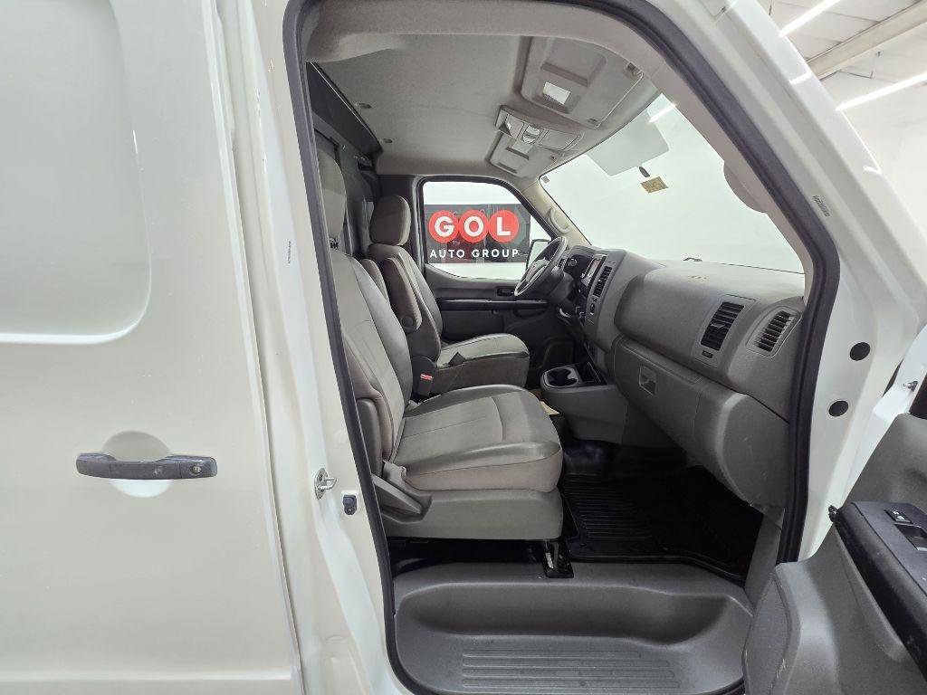 Used 2021 Nissan NV 2500 S RWD image 17