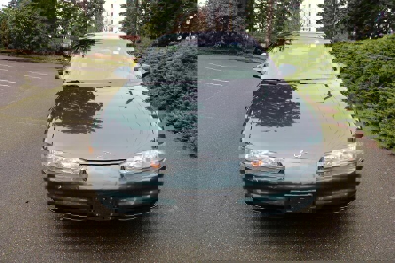 Used 1998 Oldsmobile Intrigue GL image 9