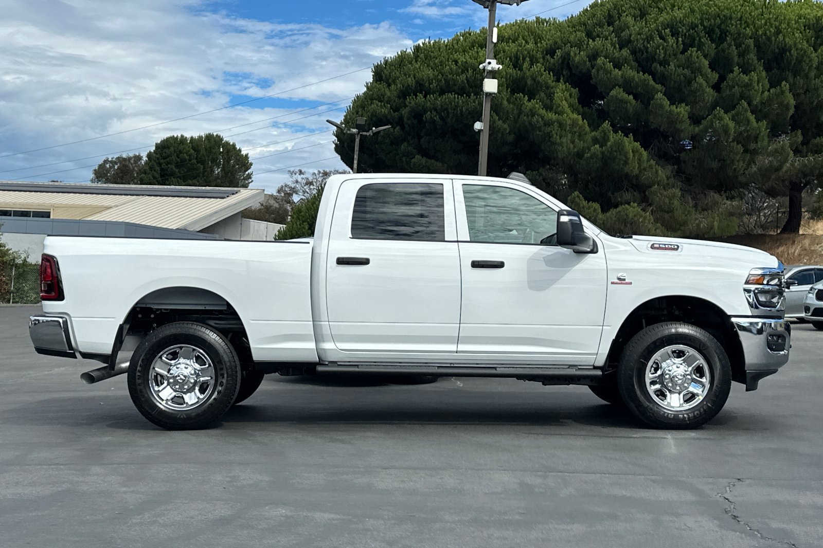 New 2026 RAM 2500 Tradesman AWD/4WD image 3
