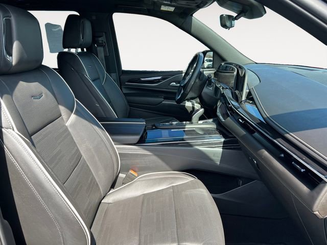 Certified 2024 Cadillac Escalade Sport w/ LPO, ONYX Package image 15
