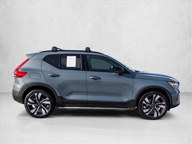 Used 2023 Volvo XC40 B5 Ultimate w/ Protection Package Premier image 4