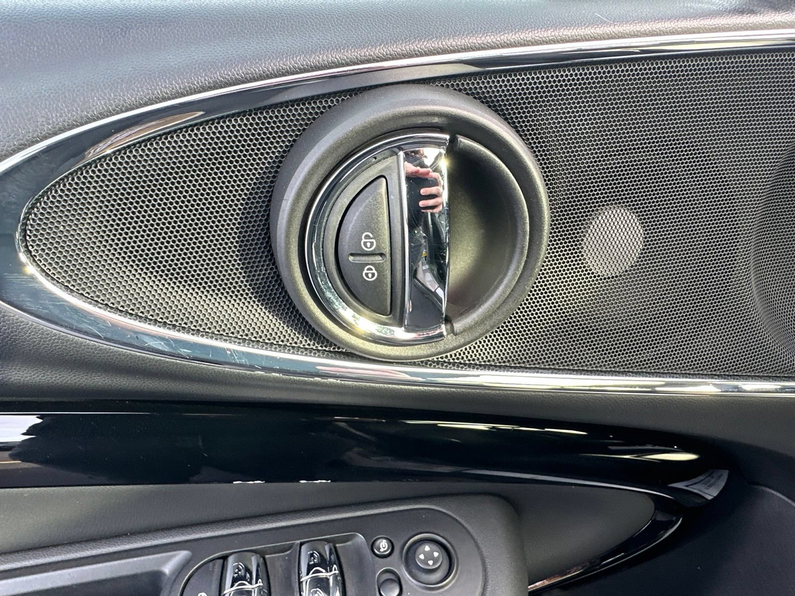 Used 2023 MINI Cooper Clubman S w/ Premium Package FWD image 19
